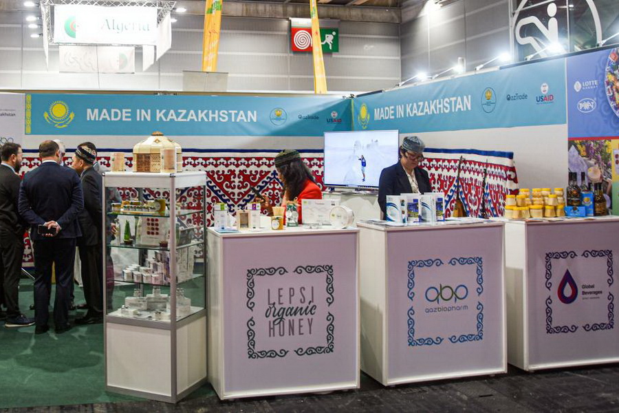 Национальный стенд Казахстана впервые развернут на сельхозвыставке в Париже