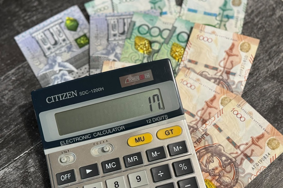 Нацбанк Казахстана снизил базовую ставку до 17%