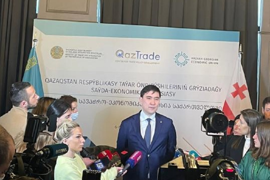 Казахстанские компании поставят в Грузию мучные и макаронные изделия