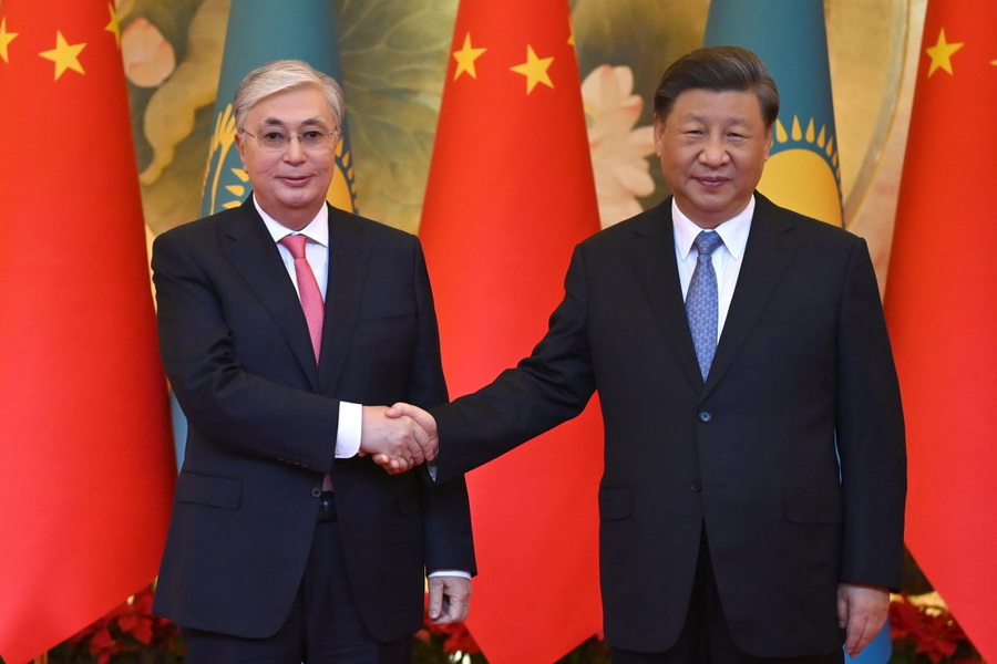 Казахстан построит логистический центр в Сухом порту Сианя
