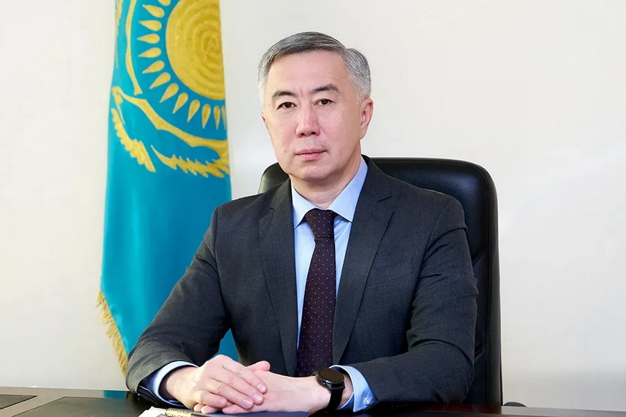 Казахстан в Совете ЕЭК будет представлять Серик Жумангарин