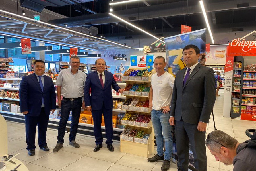 Казахстанские конфеты и макароны будут продавать в Израиле