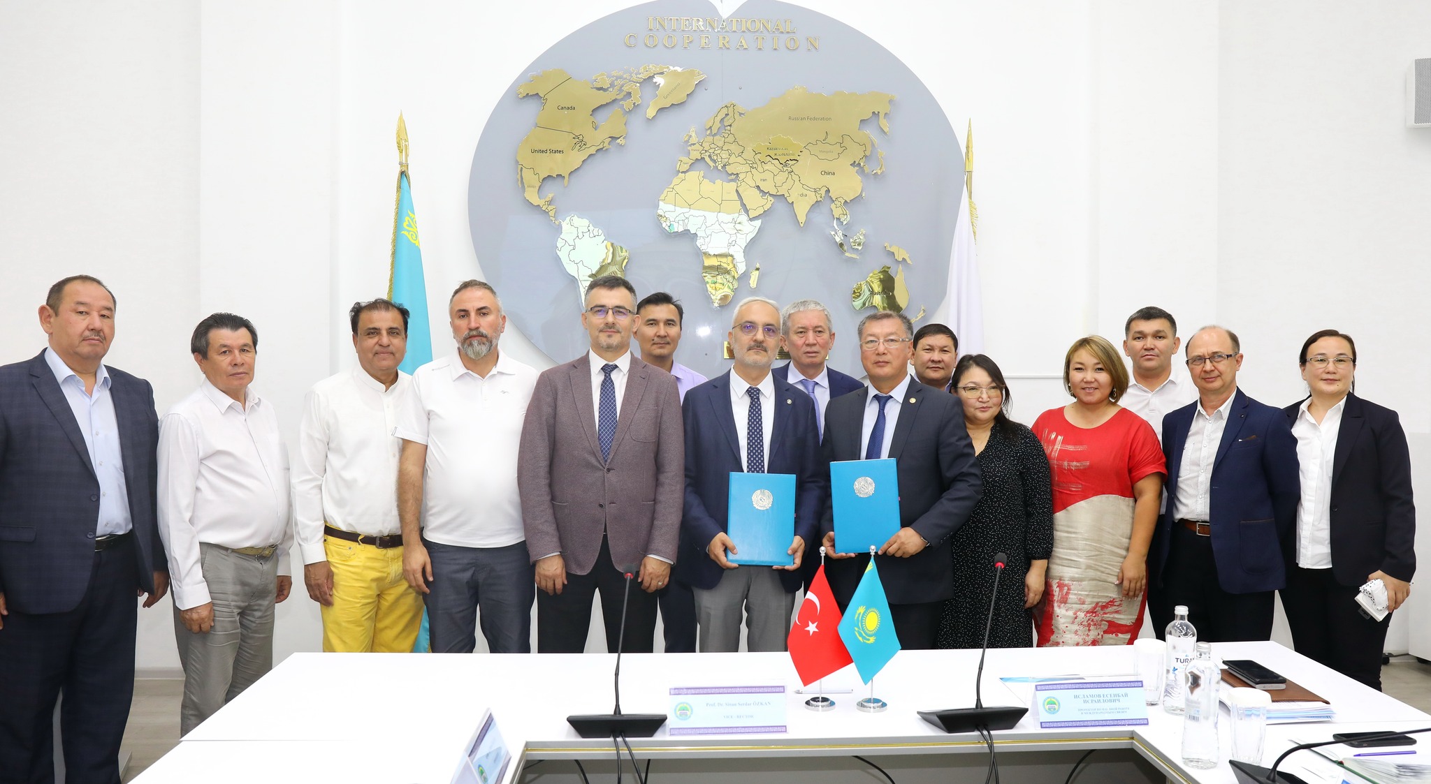 КазНАИУ подписал меморандум с турецким университетом прикладных наук