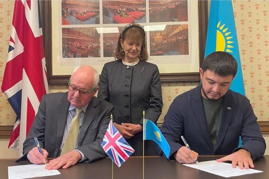 Казахстан заключил контракт на поставку семени ангусов из Великобритании