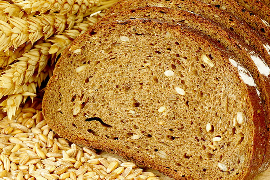 Депутаты заявили о росте цен на хлеб и крупы в Казахстане