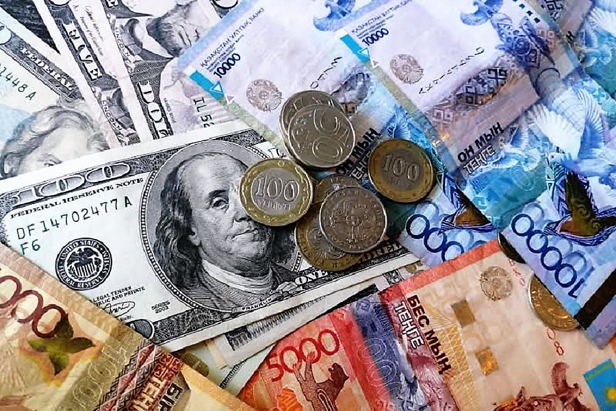 Нацбанк снизил базовую ставку до 15,75%